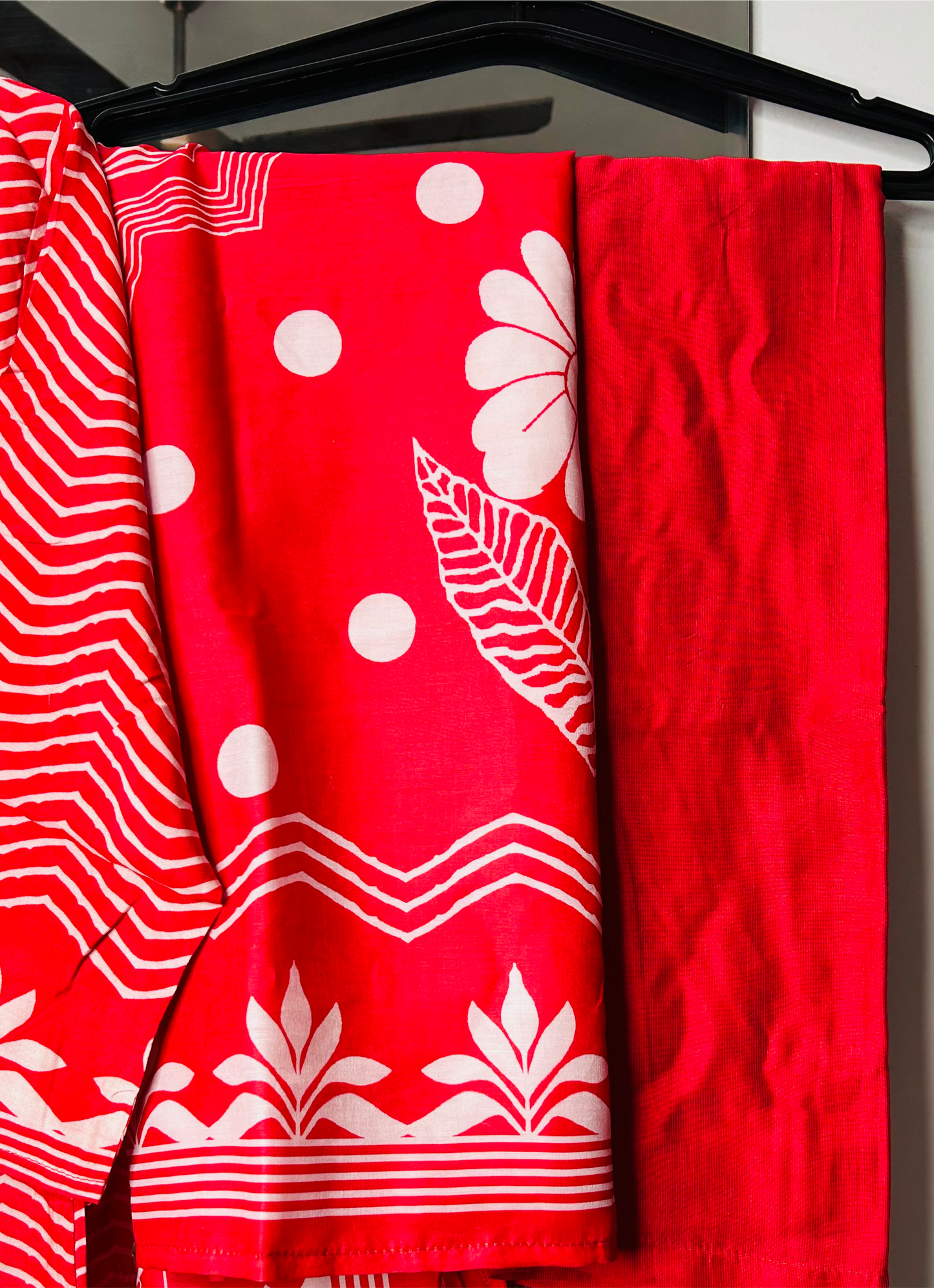 Red Zigzag Crepe Suit